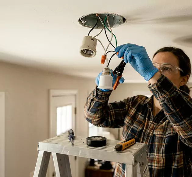 Professional Light Socket Replacement: Your Local Fixture Repair Team in Sun City Center, FL